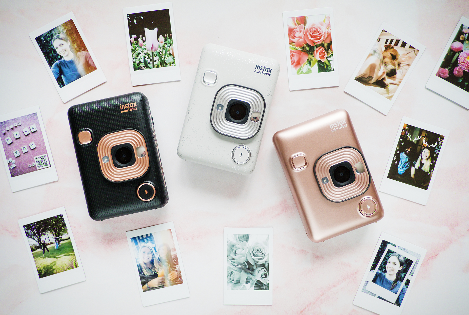 Новость проекта. Fujifilm представила новую фотокамеру Instax mini LiPlay с возможностью воспроизведения звука через QR-код